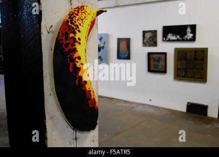 Avant-poste à l'oeuvre, l'Art de la rue exposition sur l'île de cacatoès à Sydney, Australie. Banque D'Images