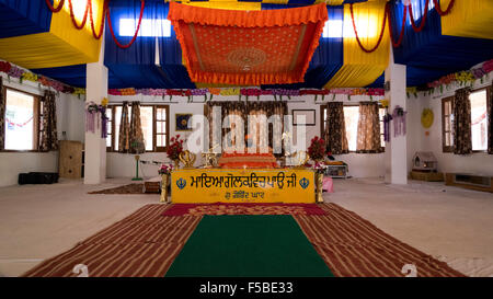Gurdwara Govind Ghat est un point de départ d'Hemkund Sahib Gurdwara Yatra et il est situé avec la rivière Alaknanda, Uttarakhand Banque D'Images