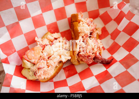 Rouleau de homard à l'Eaton Street restaurant de fruits de mer, Key West Florida USA Voyages Banque D'Images