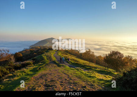 Collines de Malvern, Royaume-Uni. 06Th Nov, 2015. Le Malvern hills se dorer sous le soleil le dimanche 1er novembre le jour de novembre le plus chaud depuis 70 ans Crédit : Richard Sheppard/Alamy Live News Banque D'Images