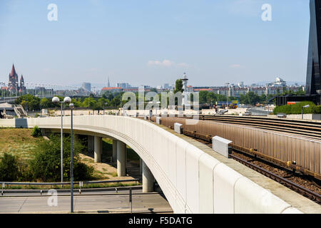 Métro Gare de chemin de fer dans la ville de Vienne Banque D'Images