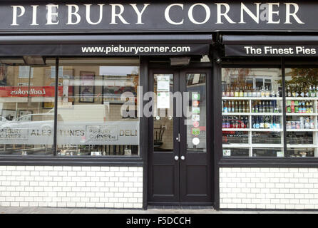 Piebury Corner pie et mash shop, Holloway Road, London Banque D'Images