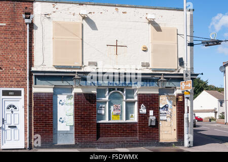 Fermé pub (le monarque), Arden Street, Gillingham, Kent, Angleterre, Royaume-Uni Banque D'Images