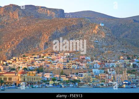 Port de Pothia, Kalymnos, Dodecanese, îles grecques, Grèce, Europe Banque D'Images