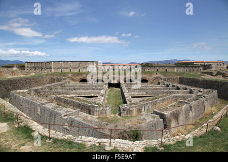 Le château de Sant Ferran Castell de Sant Ferran Castillo de San Fernando situé à Figueres Catalogne Espagne 1753 Banque D'Images