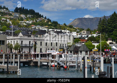 Embarcadère au Lac Wakatipu, Queenstown, île du Sud, Nouvelle-Zélande Banque D'Images