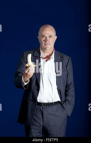 Un portrait de Colm Toibin dans l'Edinburgh International Book Festival 2012 est situé à Charlotte Square Gardens. Par Pic Pako Banque D'Images