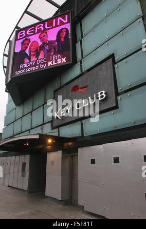 Déc 07, 2003 ; Hollywood, CA, USA ; la clé Club, situé au 9039 Sunset Boulevard, West Hollywood. En août 1996, cette tache sur le Sunset Strip ouvert comme Billboard Live, avec un spectaculaire cloutés- block party avec TonyÊBennet theÊGinÊBlossoms JennyÊMcCarthy, et maître de cérémonie. Les 12 000 pieds carrés, trois niveau club nom réservé actes tels que tôt le JamesÊBrown theÊRamones inclus :,, TheÊMonkees theÊTubes theÊalmightyÊUltrasound,,, DickÊDale DwightÊYokum BowÊWowÊWow,,, du 37e anniversaire MagicÊJohnson, Rupaul, LittleÊRichard et beaucoup d'autres choses. (Crédit Image : Ruar Banque D'Images