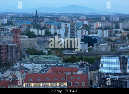 Wroclaw, Pologne, les zones résidentielles dans le crépuscule Banque D'Images