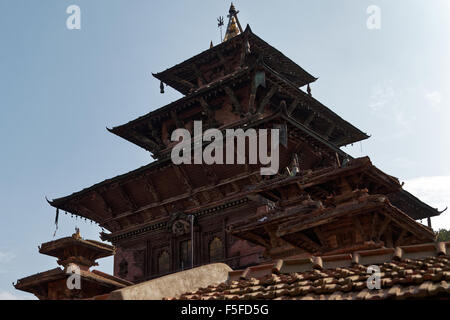 Détails de l'architecture de Durbar Square à Lalitpur, Katmandou avant le séisme a endommagé de nombreux bâtiments en 2015 Banque D'Images