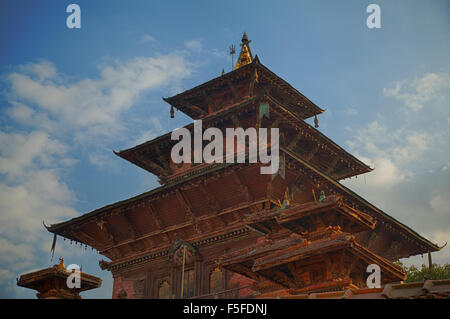 Détails de l'architecture de Durbar Square à Lalitpur, Katmandou avant le séisme a endommagé de nombreux bâtiments en 2015 Banque D'Images