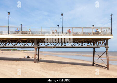 Jetée de Skegness, sur la côte est, Lincolnshire, Angleterre, RU Banque D'Images