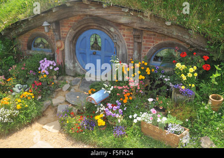 Maison de Hobbit, Hobbiton movie set, North Island, New Zealand Banque D'Images