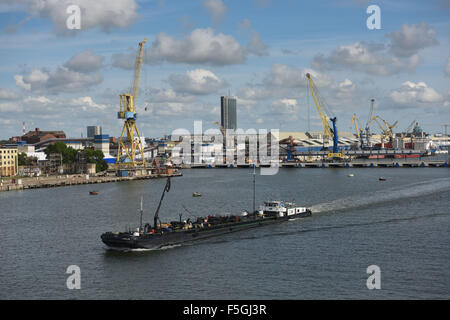 Memel, Lituanie, donnant sur le port Banque D'Images