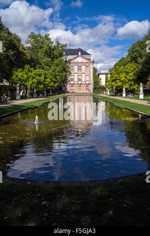 Kurfürstliches Palais rococo, palais électoral, 1756, Trèves, Rhénanie-Palatinat, Allemagne Banque D'Images