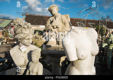 Buste,statue.Remise en état des puits,cour,recyclage,Somerset,,, Banque D'Images