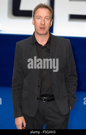 La première mondiale de "Legend" tenue à l'Odeon Leicester Square - Arrivées avec : David Thewlis Où : London, Royaume-Uni Quand : 03 Oct 2015 Banque D'Images