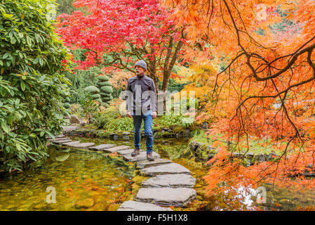 Le Jardin Japonais, les Jardins Butchart, Brentwood Bay, île de Vancouver, Colombie-Britannique, Canada Banque D'Images