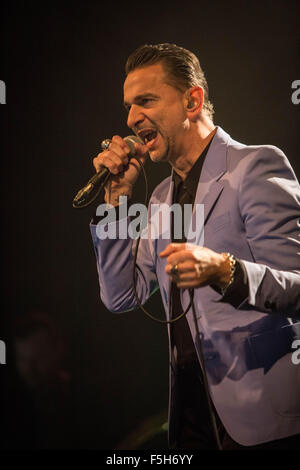 Milan, Italie. 4 novembre, 2015. Dave Gahan & Daniel Belanger en concert à fabrique crédit : Roberto finizio/ alamy live news Banque D'Images