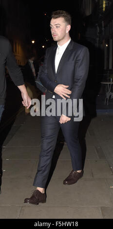 Des stars de quitter le Groucho Club comprend : Sam Smith Où : London, Royaume-Uni Quand : 04 Oct 2015 Banque D'Images