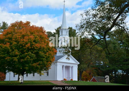 Martha Mary Chapelle à Sudbury au Massachusetts d'une belle journée d'automne Banque D'Images