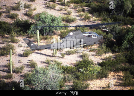 Bell AH-1S 71-21008 bn CA Avn 1-140 NG Gila Bend Banque D'Images