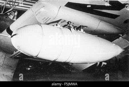 Une photographie historique de la collection Ray Wagner, préservant un moment clé ou un sujet. L'image fait partie des efforts de la collection pour archiver des images historiques importantes. Banque D'Images