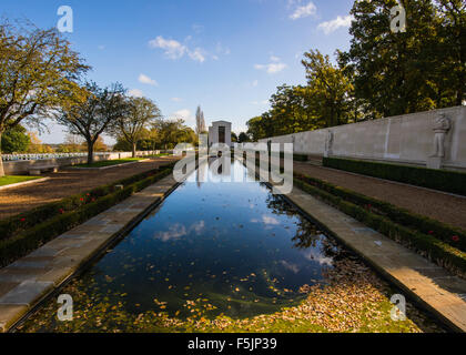 Vers la chapelle à Madingley Cimetière Américain. Banque D'Images