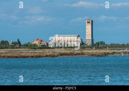 Basilique Santa Maria Assunta, église Santa Fosca gauche, île de Torcello Lagune de Venise, Vénétie, Italie Banque D'Images