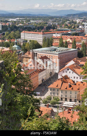 La ville de Ljubljana, Slovénie vue aérienne. Vue sur centre-ville et de la Bibliothèque nationale. Banque D'Images