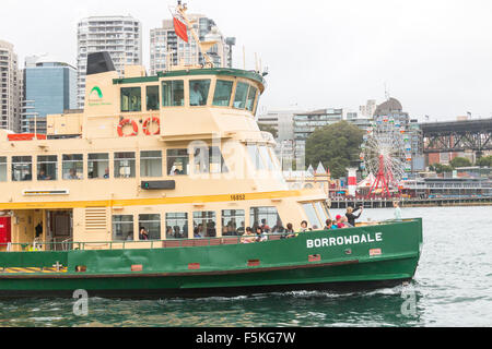 Ferry de Sydney à Borrowdale Point Mcmahon ont un quai à North Sydney, Nouvelle Galles du Sud, Australie Banque D'Images