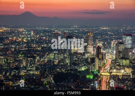 Vue générale de Tokyo, de Roppongi Hills, Minato-Ku, Tokyo, Japon Banque D'Images