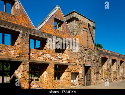 Ruines de la chambre à Rufford Abbey près de Ollerton dans Nottinghamshire England UK dans les motifs de Rufford Country Park Banque D'Images