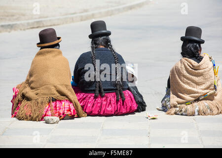 Les femmes boliviennes à El Alto au-dessus de La Paz, Bolivie. Banque D'Images