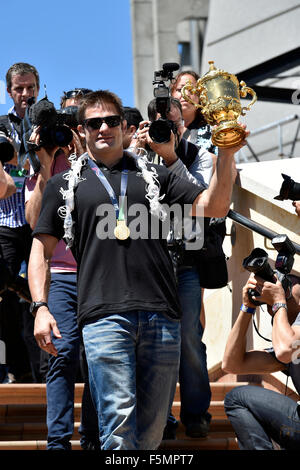 Wellington, Nouvelle-Zélande. 08Th Nov, 2015. Richie McCaw, tous les Noirs du monde de Rugby Revue de la Victoire à Wellington, Nouvelle-Zélande, le vendredi 6 novembre 2015. © Plus Sport Action/Alamy Live News Banque D'Images