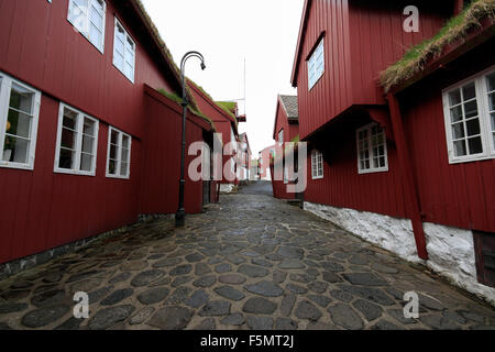 Vieux édifices du parlement des Îles Féroé Îles Féroé Tórshavn péninsule Tinganes Banque D'Images