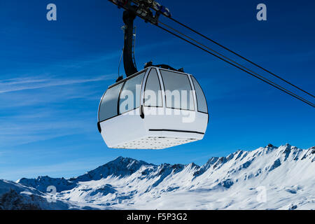 Funiculaire de Val d'Isère, Alpes en hiver, Tignes, France Banque D'Images