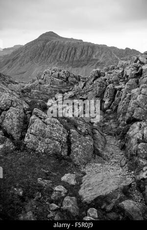 À l'égard de la distance Bowfell Banque D'Images