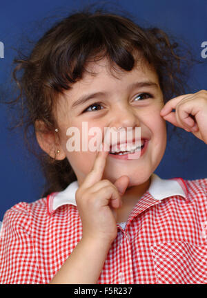 L'enseignement des besoins spéciaux, en utilisant makaton signature à l'école les enfants d'Elmtree, Chesham, Buckinghamshire. Banque D'Images