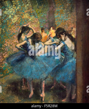 Edgar Degas 1834-1917 France Bleu Français danseurs. c.1890.