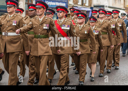 Oakham, Rutland, UK. 8e novembre 2015. La marche pour l'église de Tous les Saints à Oakham pour le crédit de service souvenir : Jim Harrison/Alamy Live News Banque D'Images