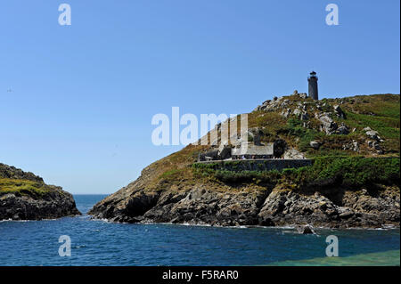 Phare de Sept-Îles et Cosmoguer,batterie,Ile aux Moines de l'archipel de Sept-Îles, Perros-Guirec, Côtes-d'Armor,Bretagne,Bretagne,Fr Banque D'Images