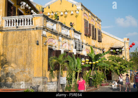 Restaurant à Hoi An, ville ancienne, une ville du patrimoine mondial de l'UNESCO sur la côte centrale du Vietnam, Asie Banque D'Images