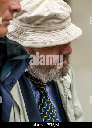 Le sergent Paul White fait sa première comparution en cour à Westminster Magistrates Court. Il est accusé de parjure pour avoir couché à l'enquête d'un Sean Rigg décédé en garde à vue il y a sept ans au poste de police de Brixton. Comprend : Le Sergent Banque D'Images