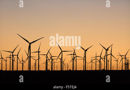 L'Alta Wind Energy Center dans le comté de Kern, en Californie. Banque D'Images