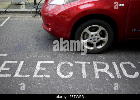 La baie de recharge de véhicules électriques Birmingham Banque D'Images