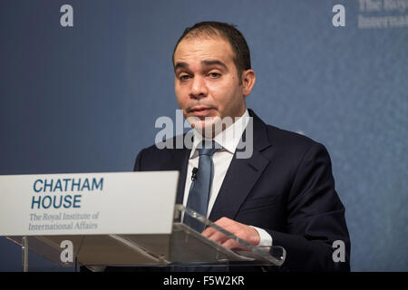 Son Altesse Royale le prince Ali Bin Al Hussein, membre du Comité exécutif de la FIFA, offre sa conférence "La réforme" de la FIFA à Chatham House. Comprend : SON ALTESSE ROYALE LE PRINCE Ali Bin Al Hussein Où : London, Royaume-Uni Quand : 10 Oct 2015 Banque D'Images