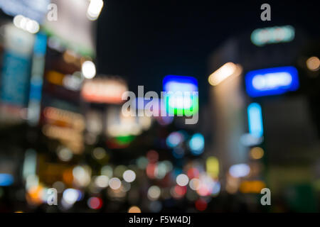 Le fameux croisement de Shibuya en face de la station Shibuya Banque D'Images