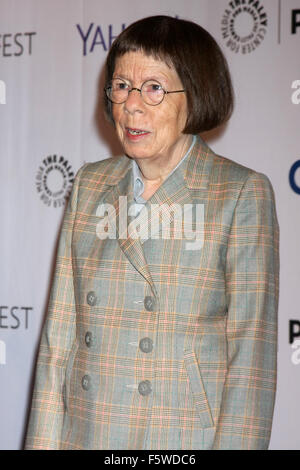 PaleyFest Événement Spécial : "NCIS : Los Angeles Premiere Automne - Arrivées avec : Linda Hunt Où : Los Angeles, California, United States Quand : 11 Oct 2015 Banque D'Images