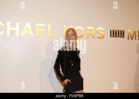 Estée Lauder lance la collection Michael Kors Parfum d'or en haut de la norme comprend : Vanessa Axnte Où : New York, United States Quand : 13 Oct 2015 Banque D'Images